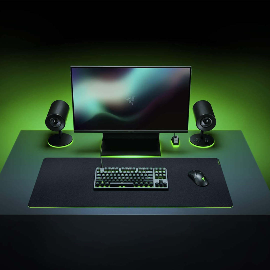 Razer Gigantus V2 Soft Gaming Mouse Mat in Qatar Razer Gigantus V2 Soft Gaming Mouse Mat in Qatar